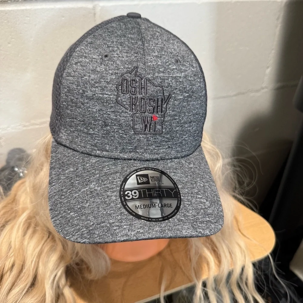 Oshkosh WI Gray Baseball hat New cap Size M/L